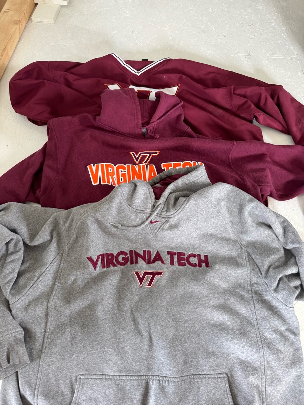 Virginia Tech Hoodies and pullover - Maroon & Gray VT Logo